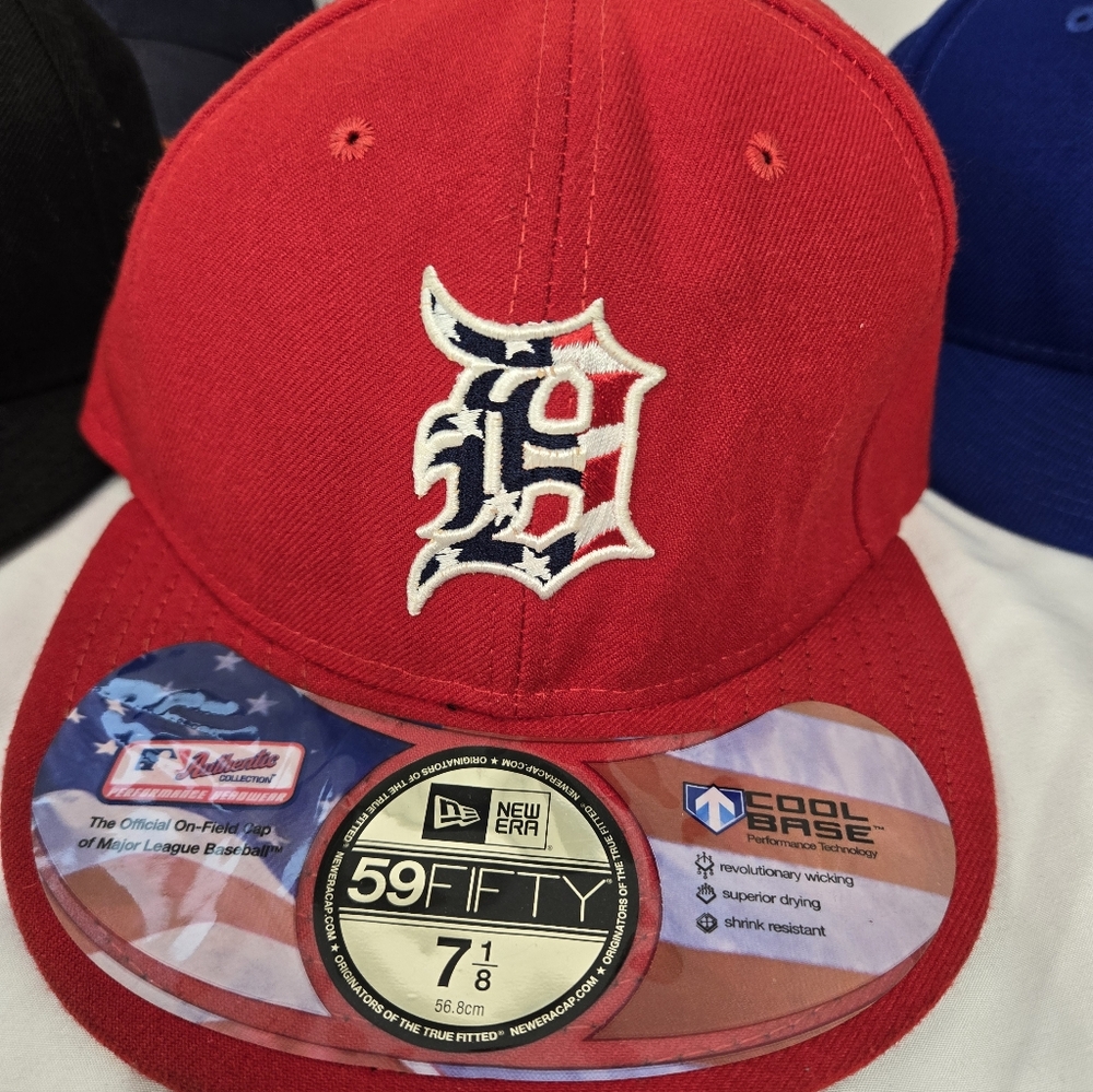 5 Detroit Ball Caps - Picture 2 of 11